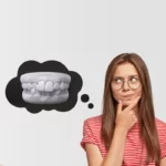 Dentes Apinhados ou Encavalados – O que é, Causas, Porque e como Tratar com Invisalign